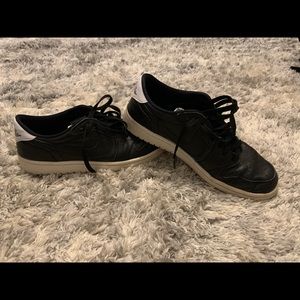 Nike Air Jordan 1 Low OG - Cyber Monday - Size 10.5